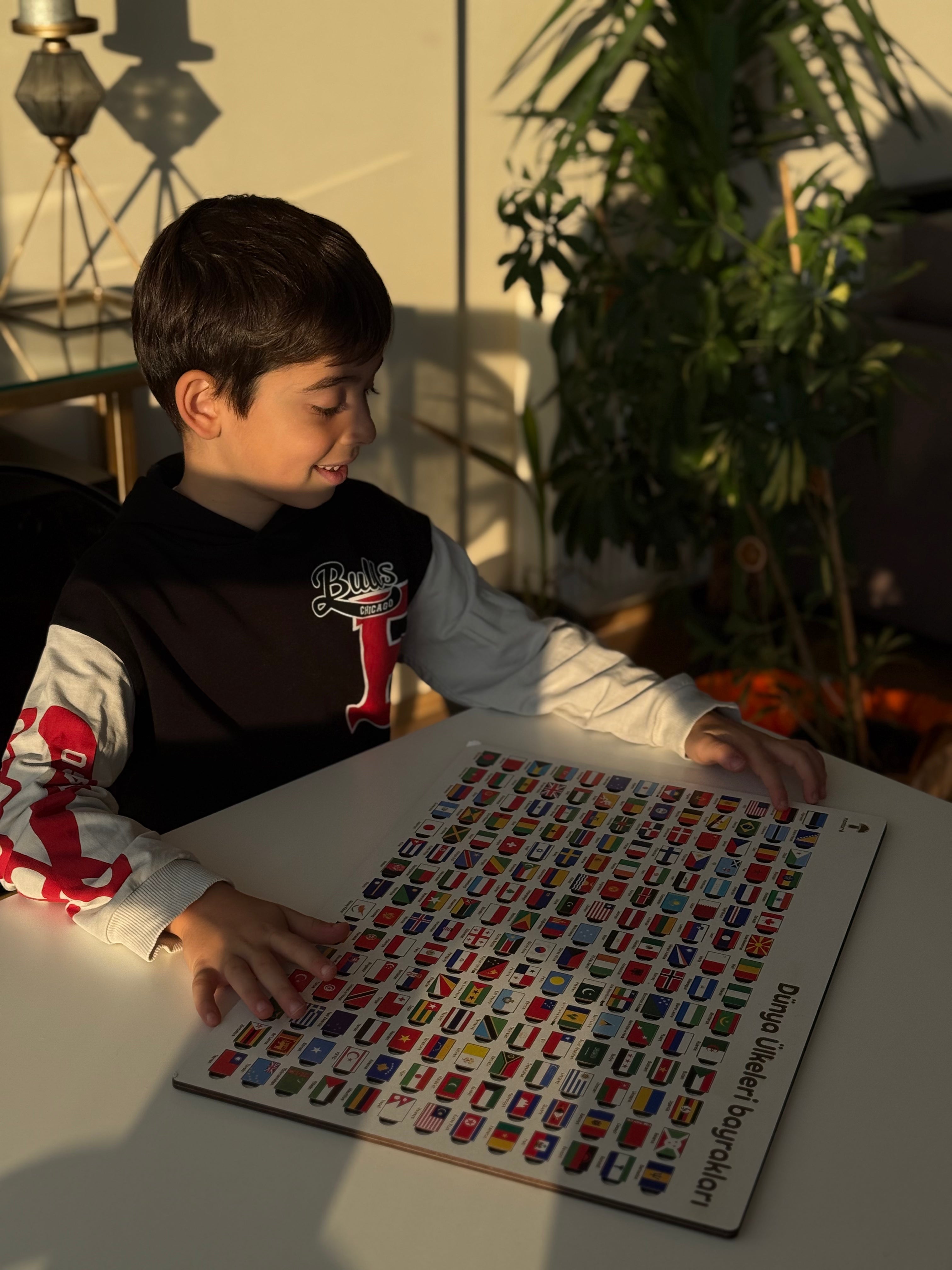 Ülke Bayrakları Puzzle - Türkçe