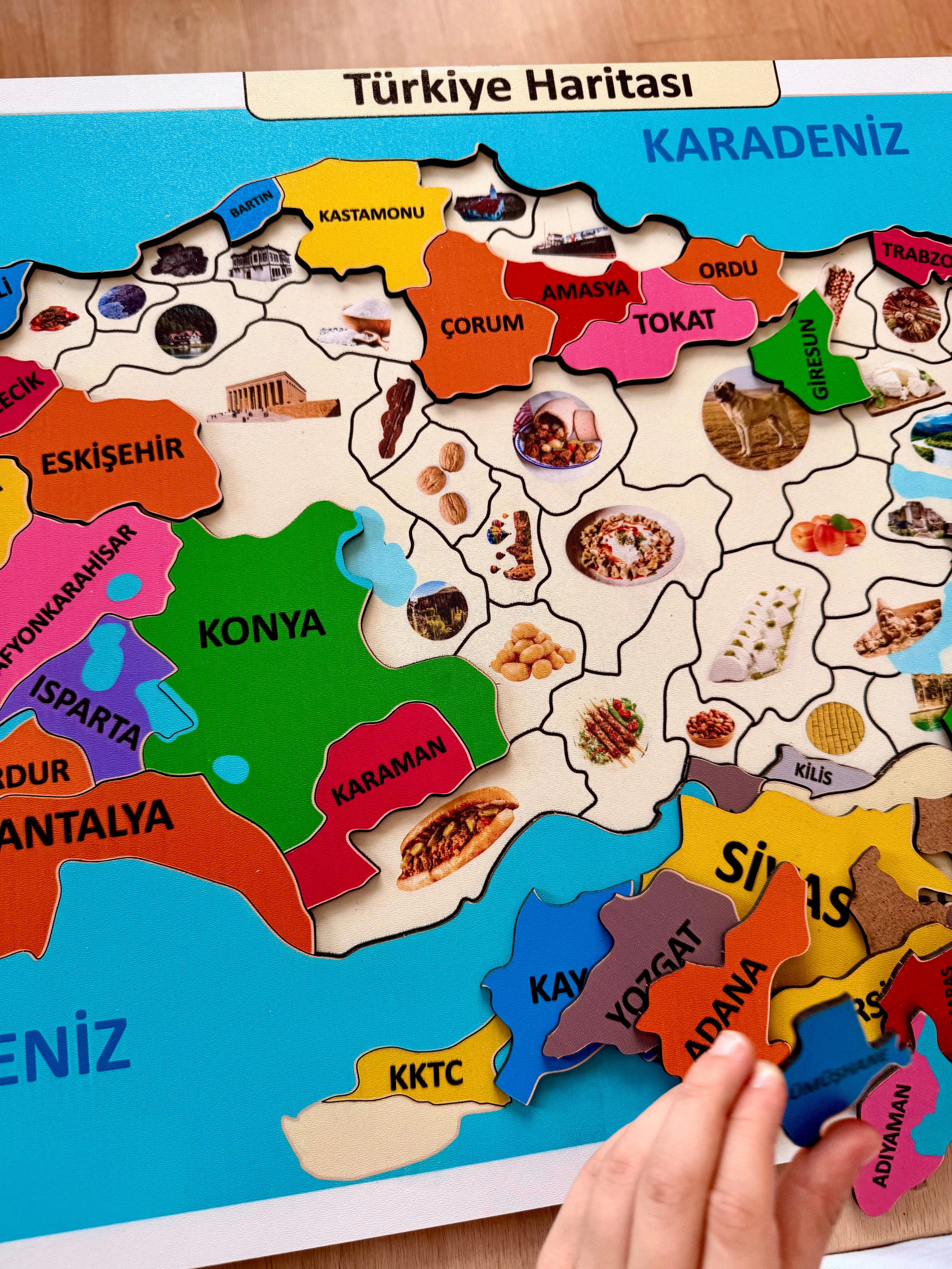 Renkli Türkiye Cumhuriyeti Puzzle