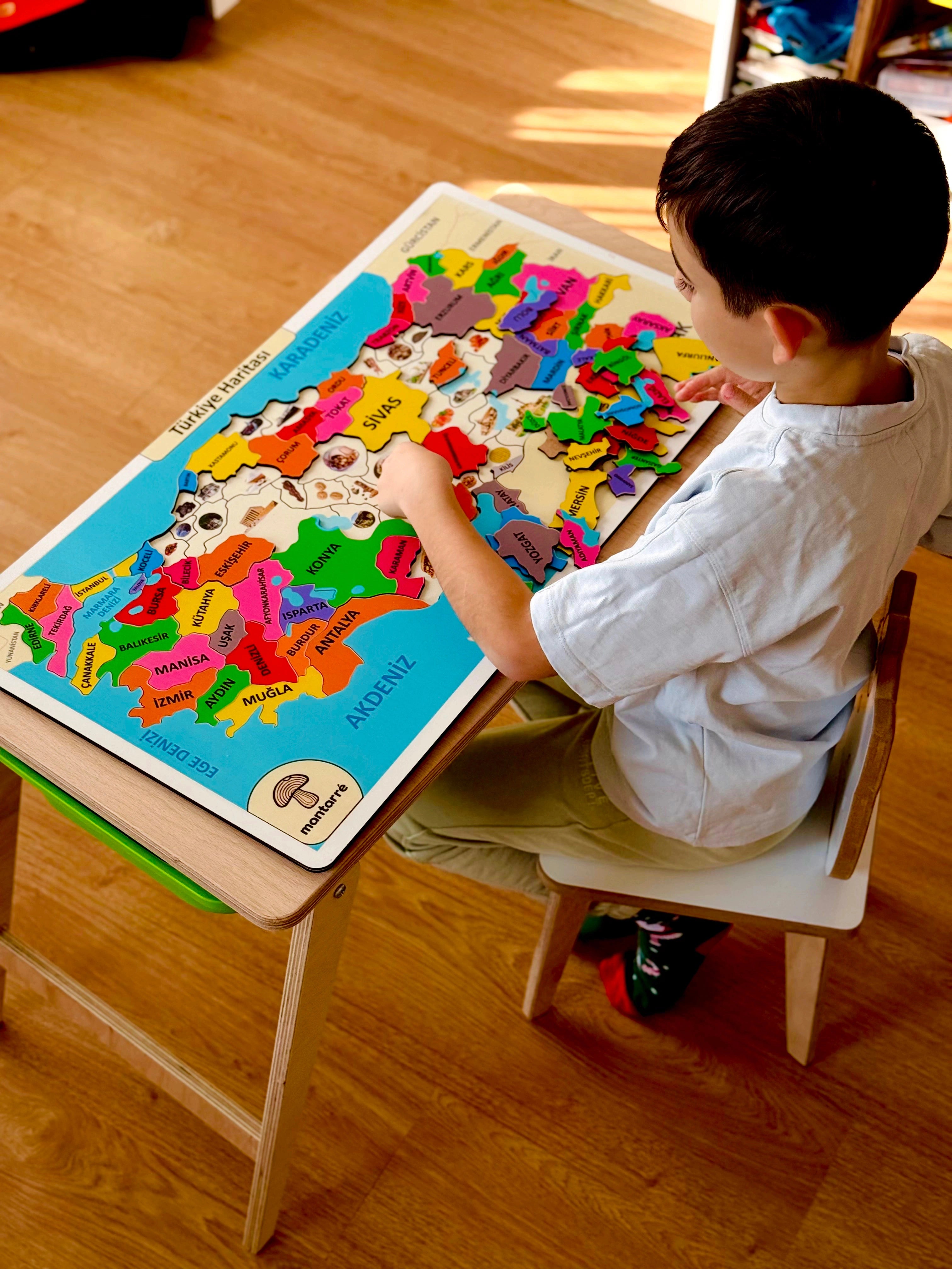Renkli Türkiye Cumhuriyeti Puzzle