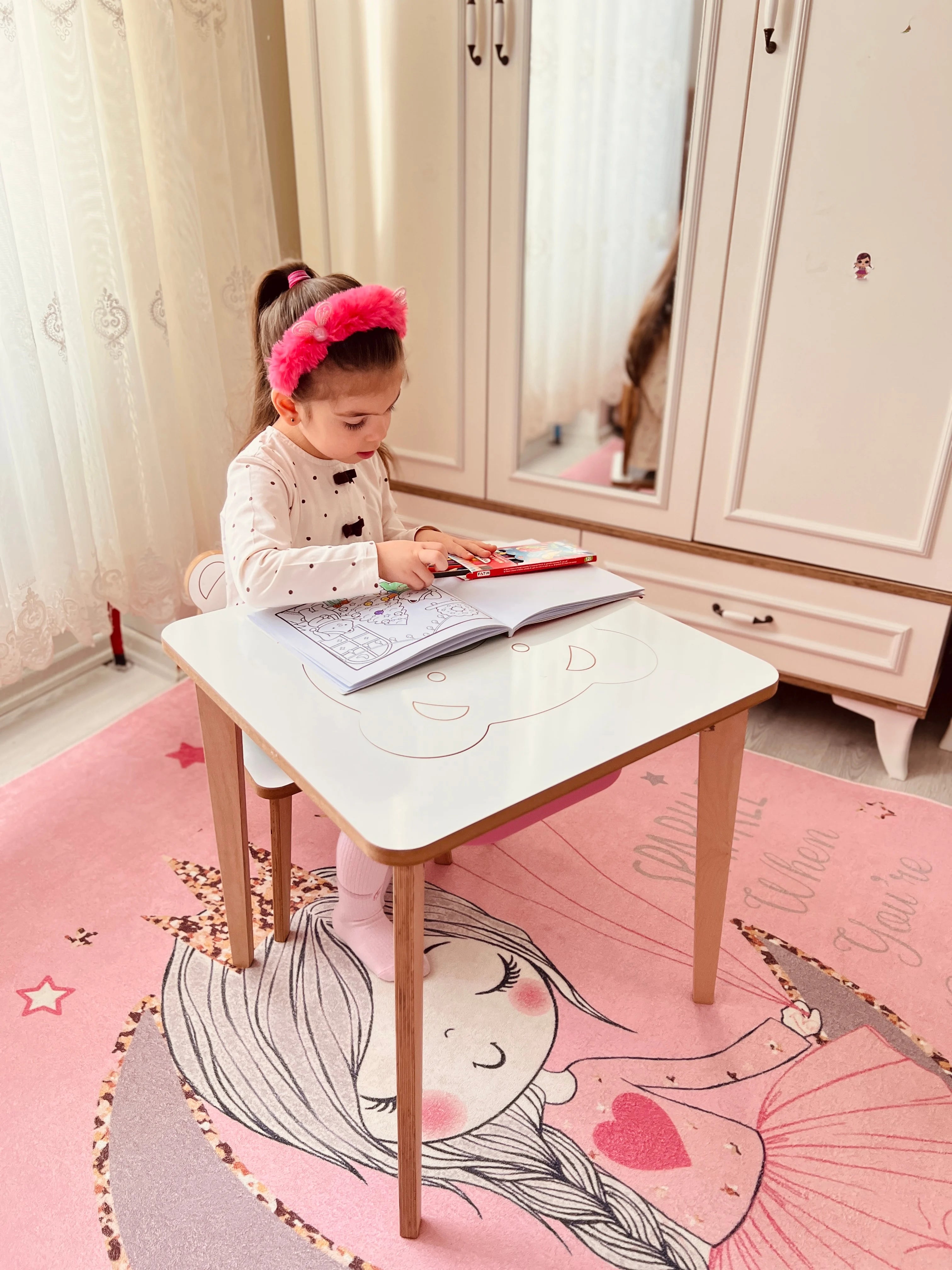 Montessori Aktivite Masası ve Sandalyesi